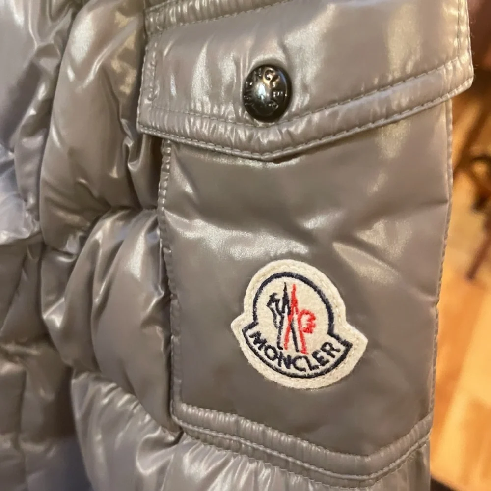 MONCLER - Picture 1 of 5
